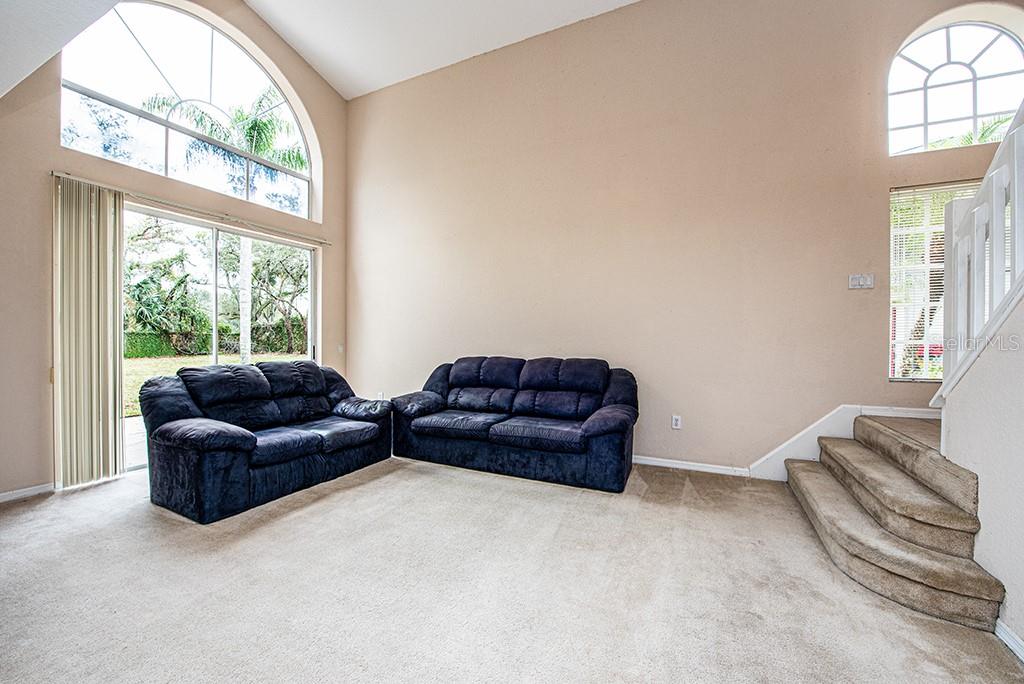 5147 STERLING MANOR DR, TAMPA, FL, 33647