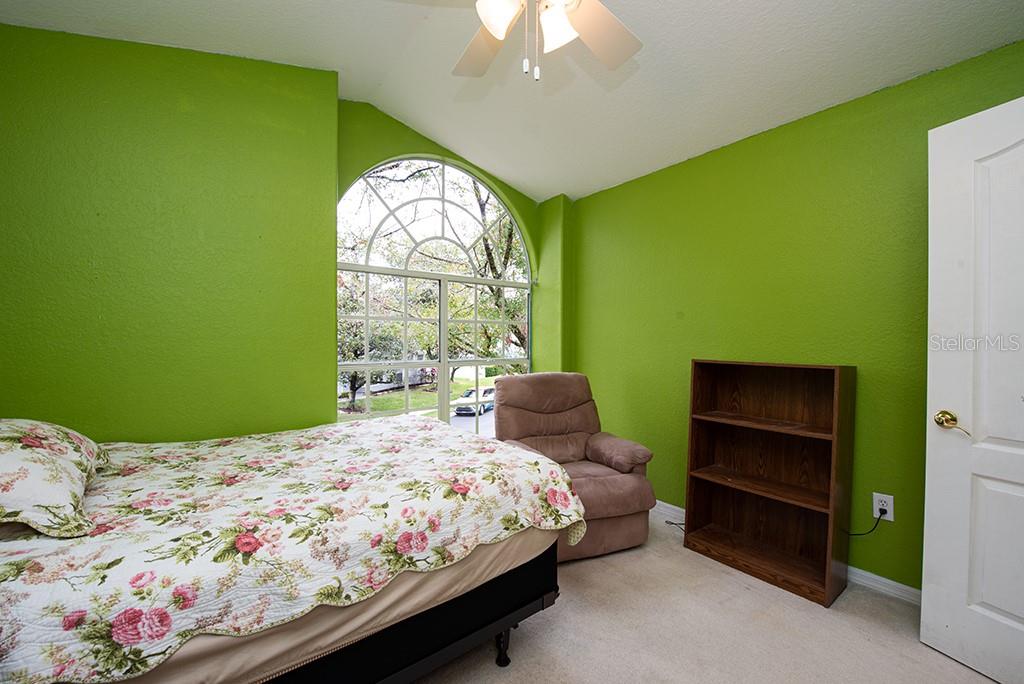 5147 STERLING MANOR DR, TAMPA, FL, 33647