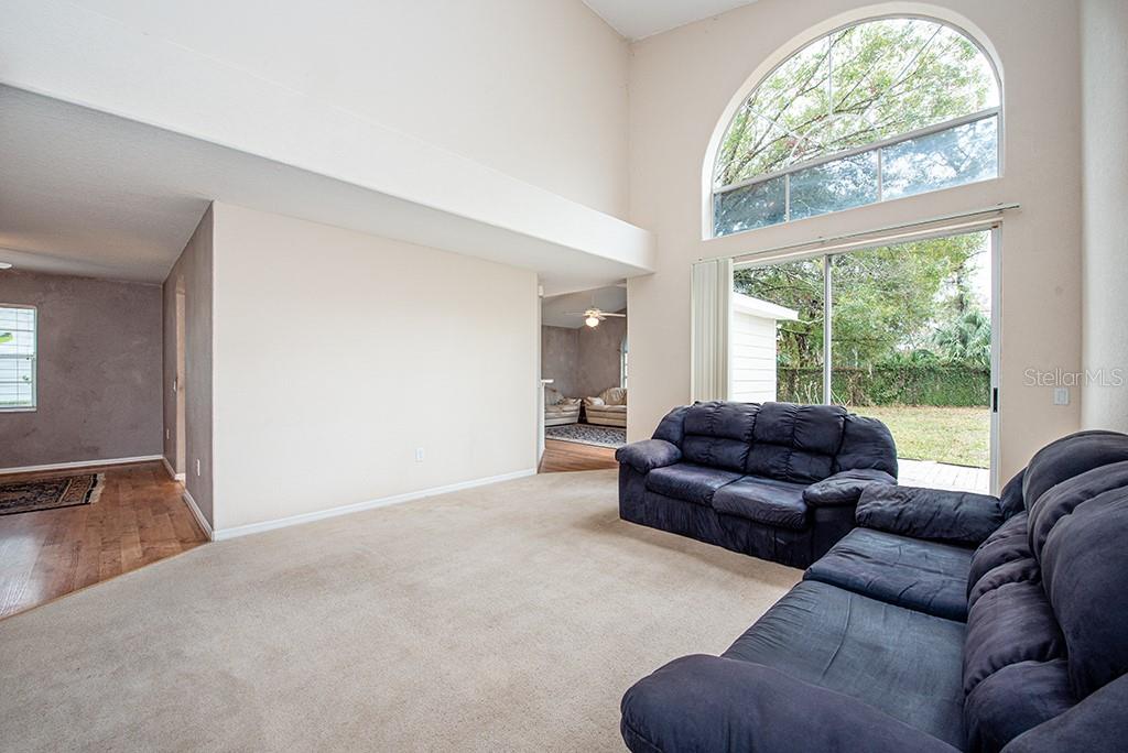 5147 STERLING MANOR DR, TAMPA, FL, 33647