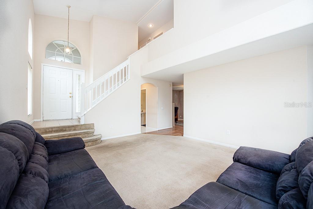 5147 STERLING MANOR DR, TAMPA, FL, 33647