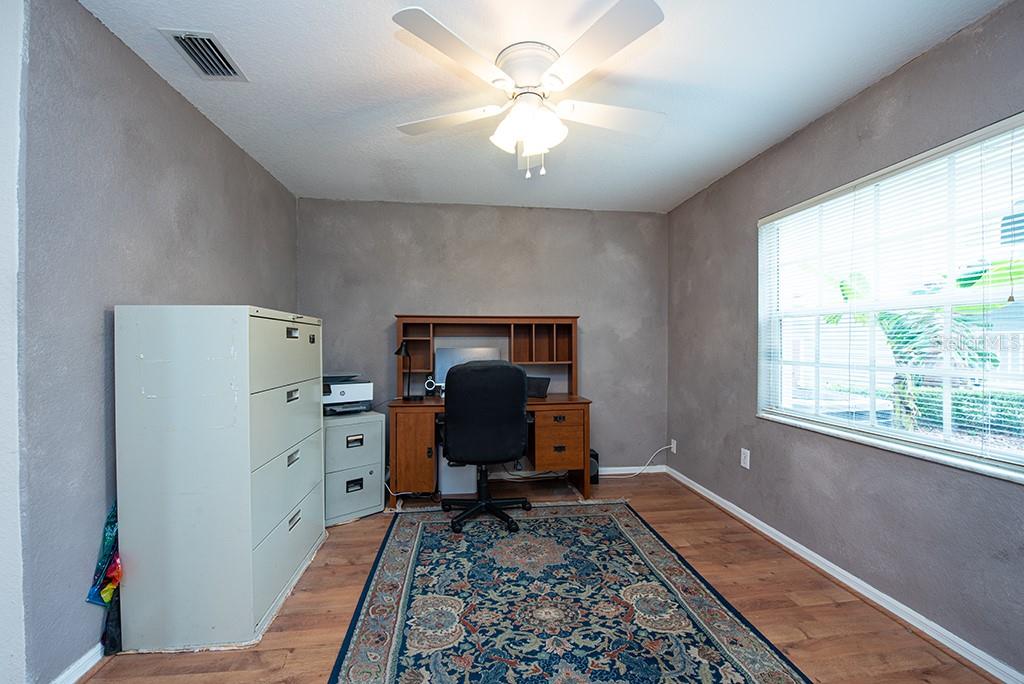 5147 STERLING MANOR DR, TAMPA, FL, 33647