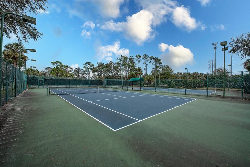 5147 STERLING MANOR DR, TAMPA, FL, 33647