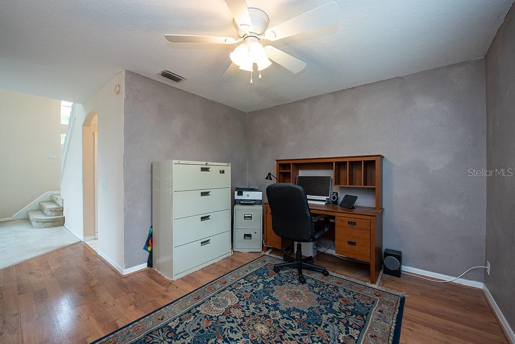5147 STERLING MANOR DR, TAMPA, FL, 33647