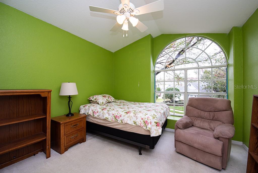 5147 STERLING MANOR DR, TAMPA, FL, 33647