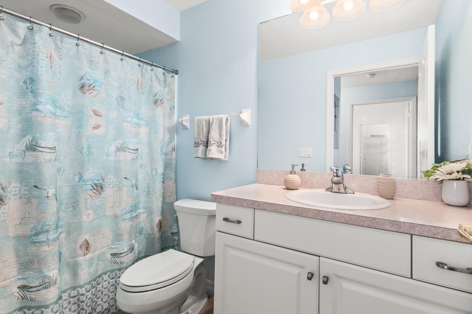 200 MIRABELLA CIR #201, VENICE, FL, 34292