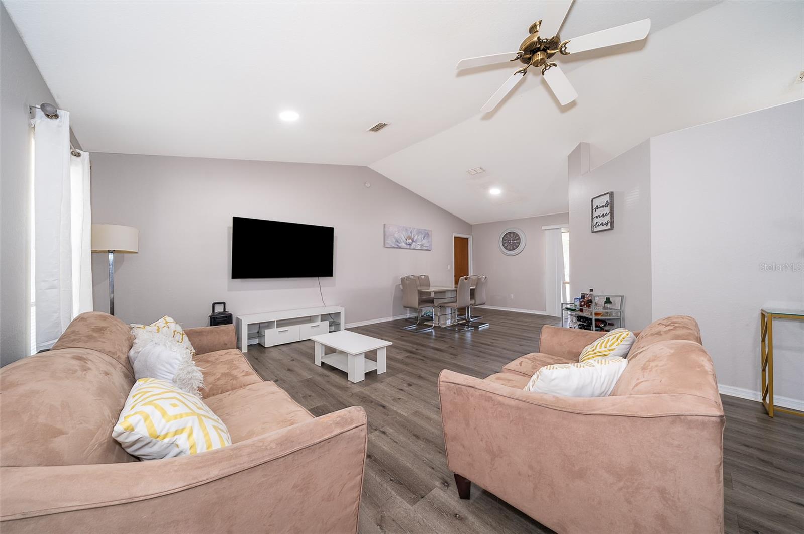 18 FIR TRAIL PASS, OCALA, FL, 34472