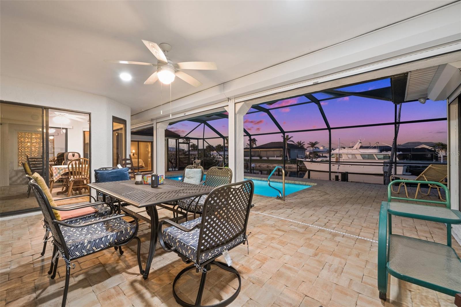 136 CREEK DR SE, PORT CHARLOTTE, FL, 33952