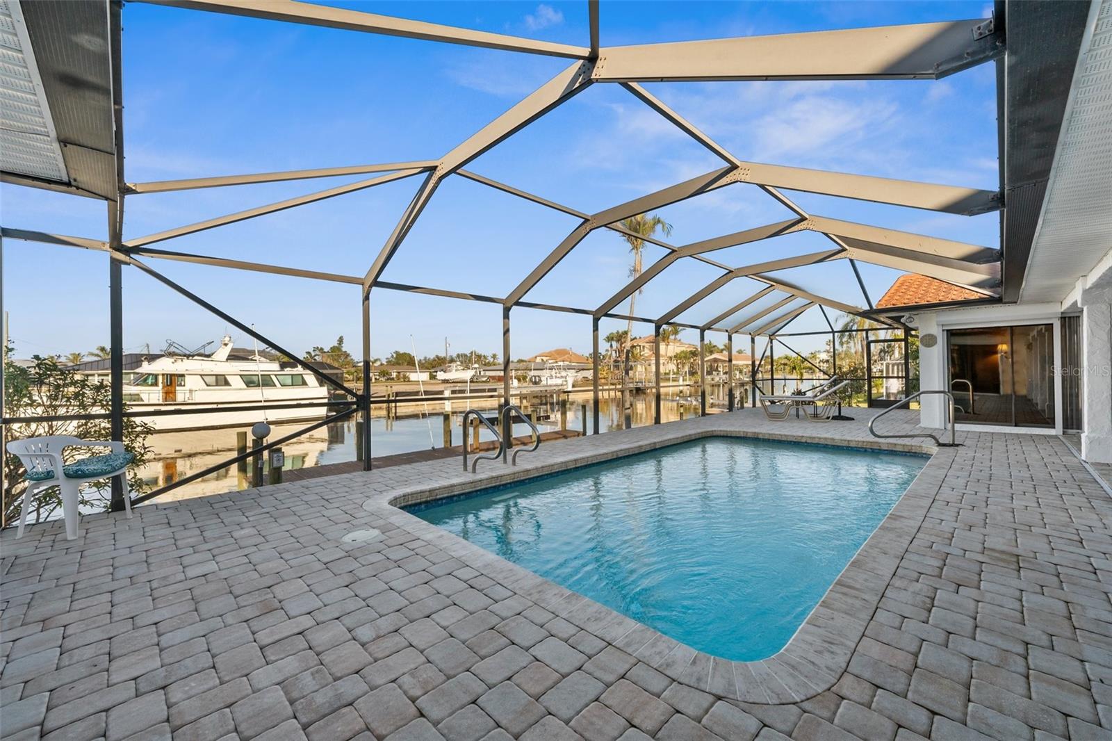 136 CREEK DR SE, PORT CHARLOTTE, FL, 33952