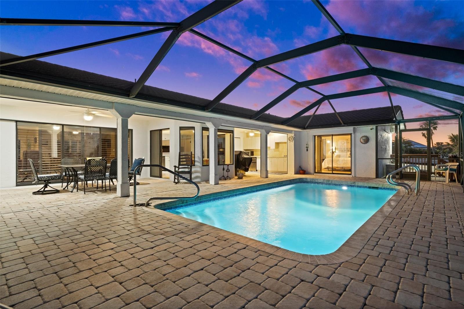 136 CREEK DR SE, PORT CHARLOTTE, FL, 33952