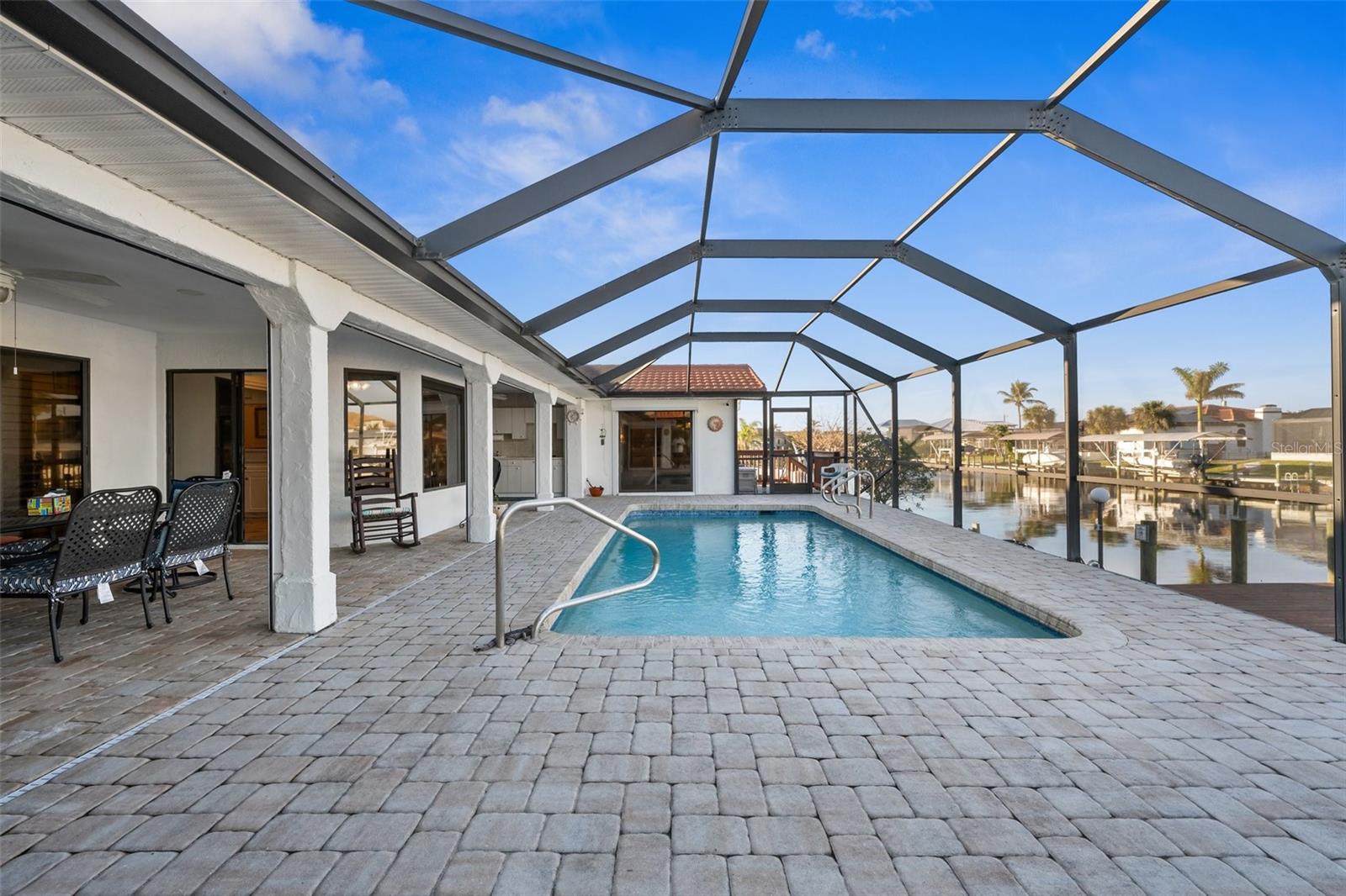 136 CREEK DR SE, PORT CHARLOTTE, FL, 33952