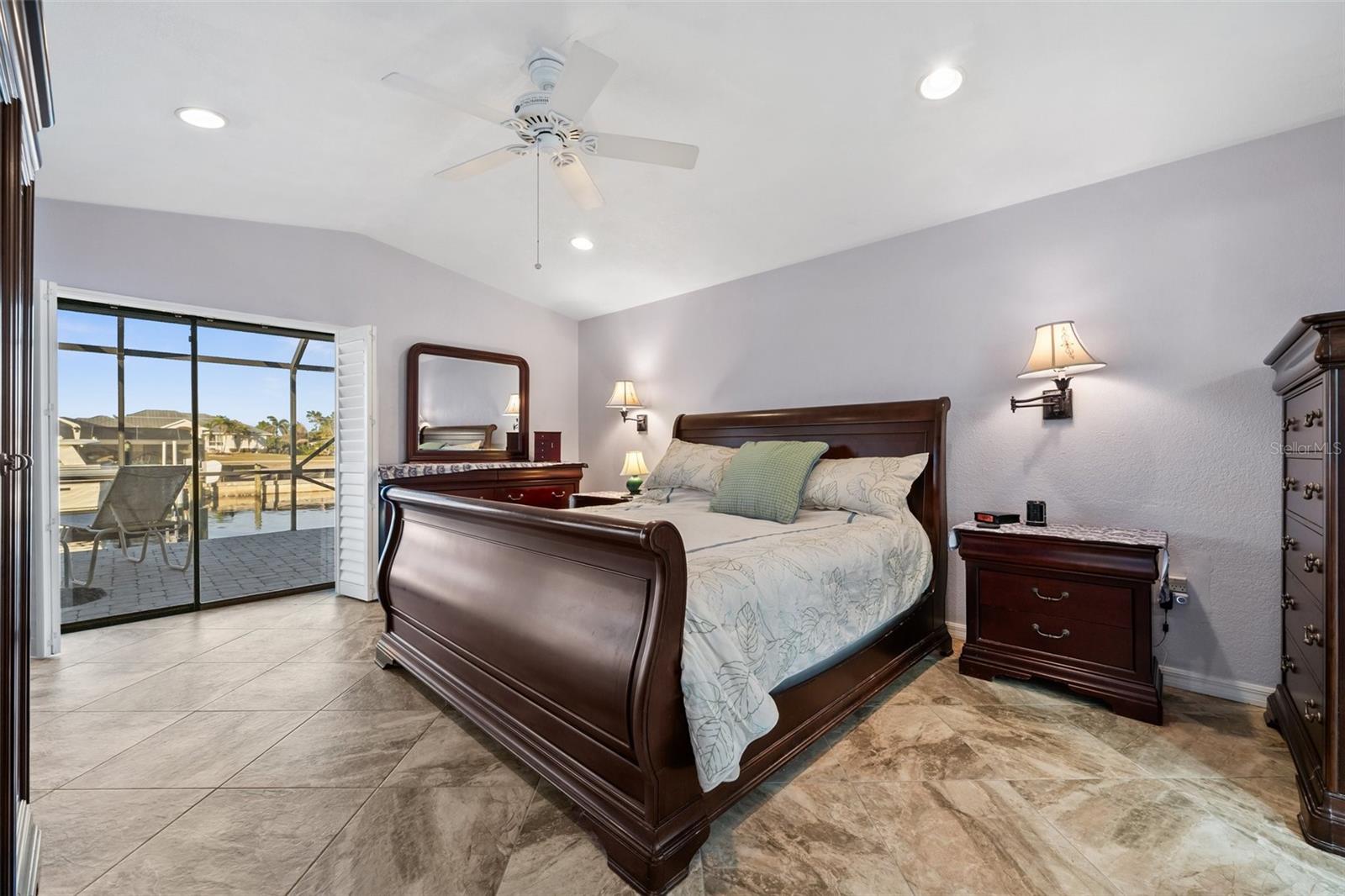 136 CREEK DR SE, PORT CHARLOTTE, FL, 33952