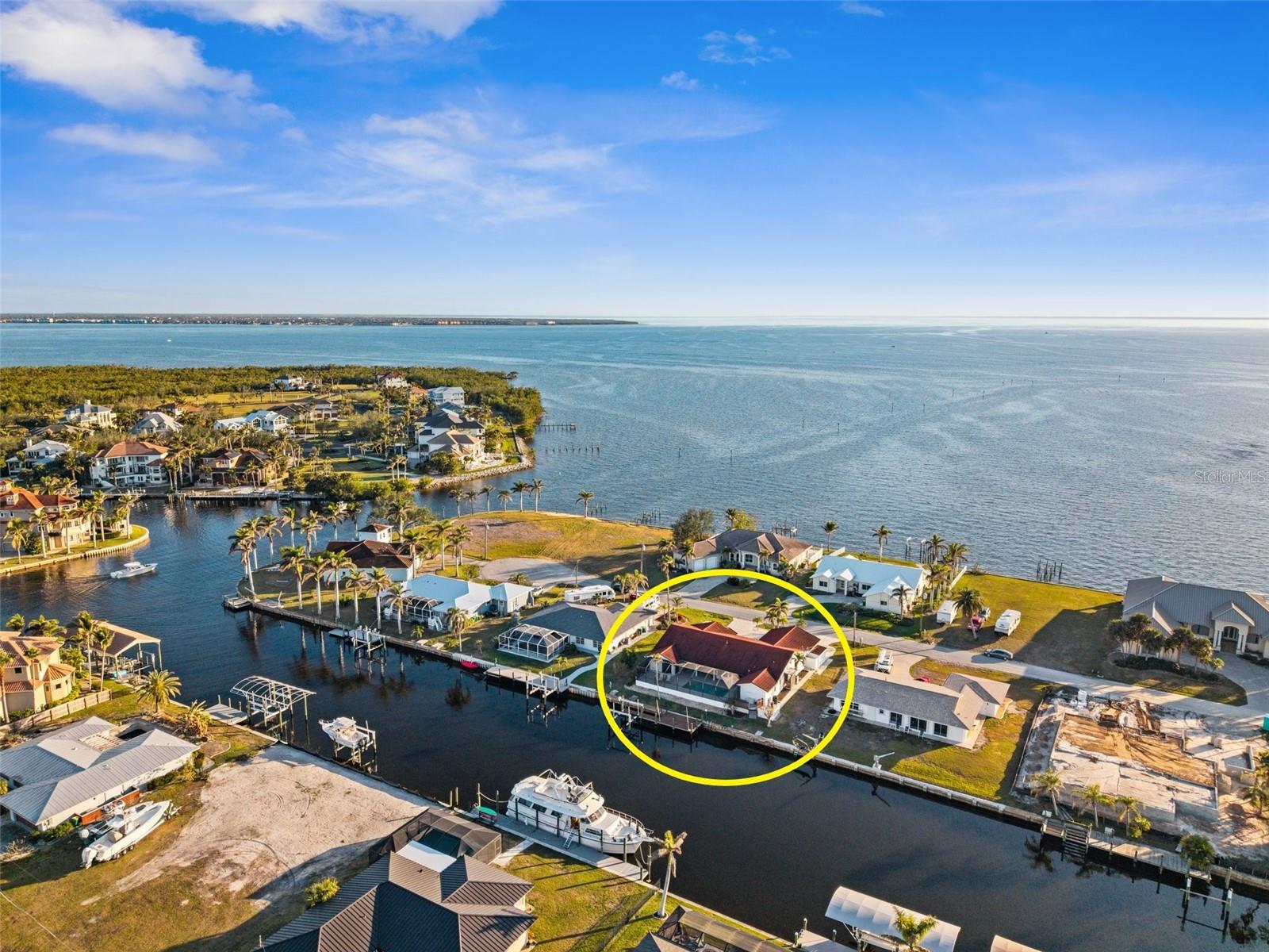 136 CREEK DR SE, PORT CHARLOTTE, FL, 33952