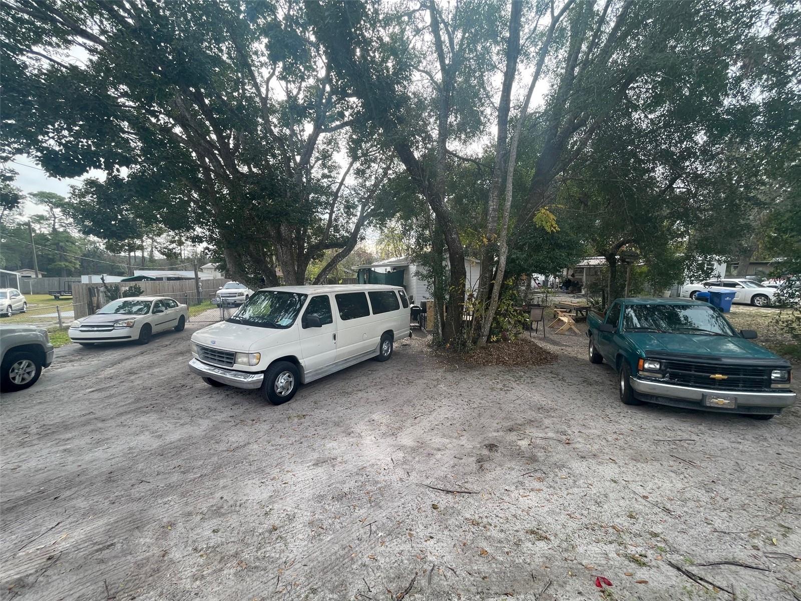 248 ROBINHOOD DR, DELAND, FL, 32724
