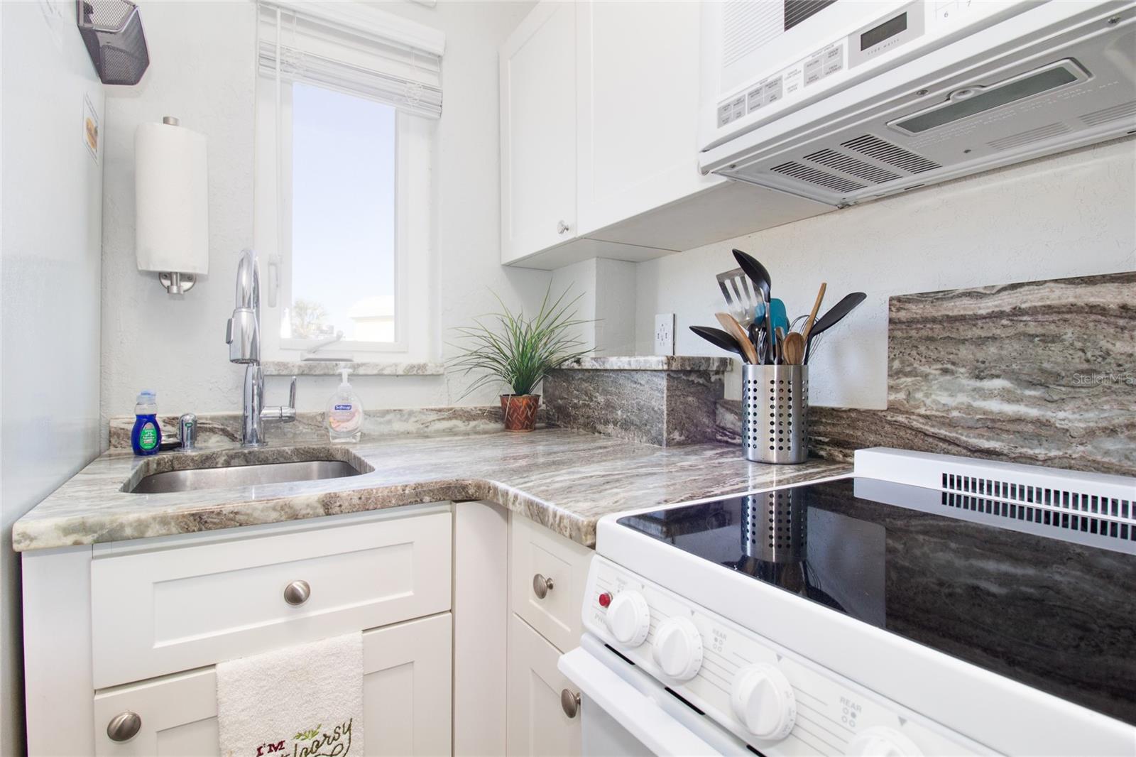 11730 GULF BLVD #49, ST PETERSBURG, FL, 33706
