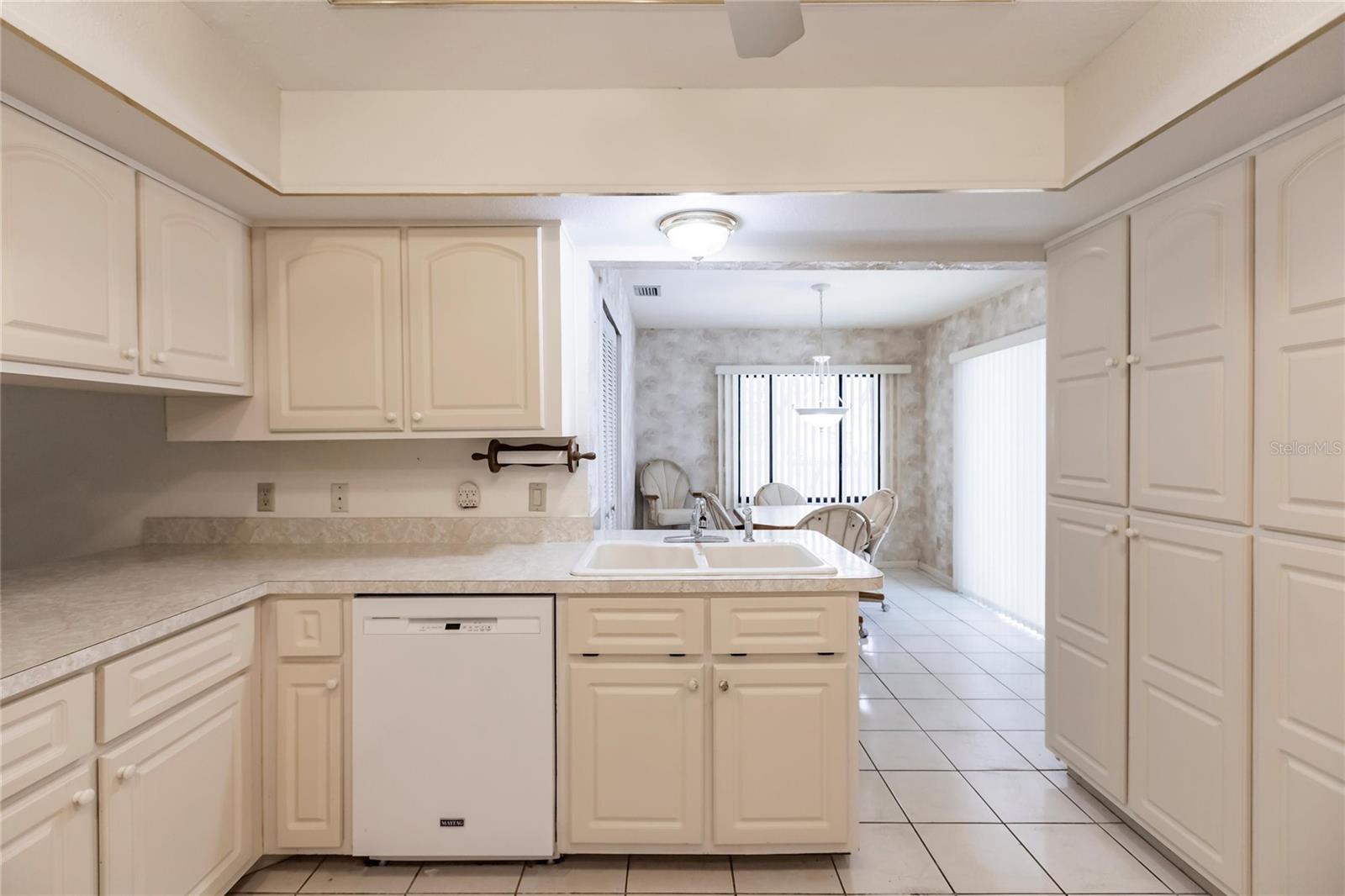 2408 MONTPELIER RD, PUNTA GORDA, FL, 33983