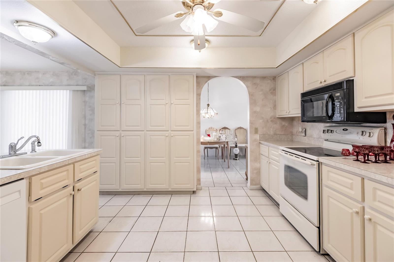 2408 MONTPELIER RD, PUNTA GORDA, FL, 33983