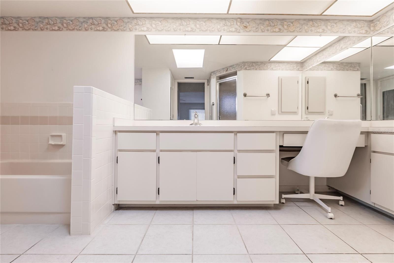 2408 MONTPELIER RD, PUNTA GORDA, FL, 33983