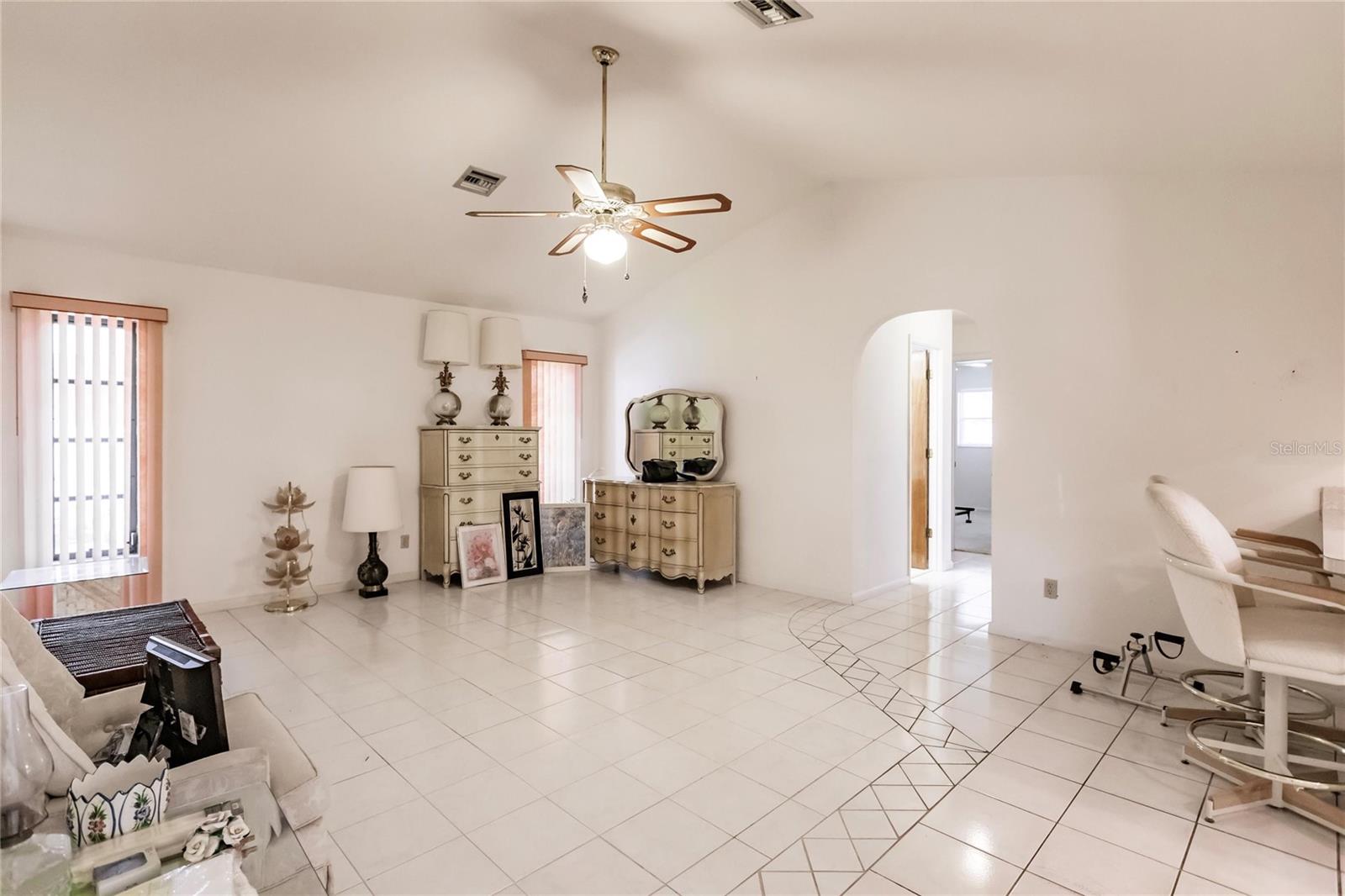 2408 MONTPELIER RD, PUNTA GORDA, FL, 33983