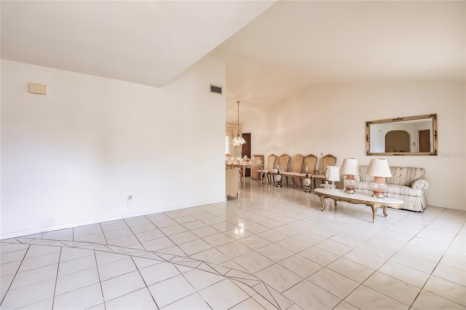 2408 MONTPELIER RD, PUNTA GORDA, FL, 33983