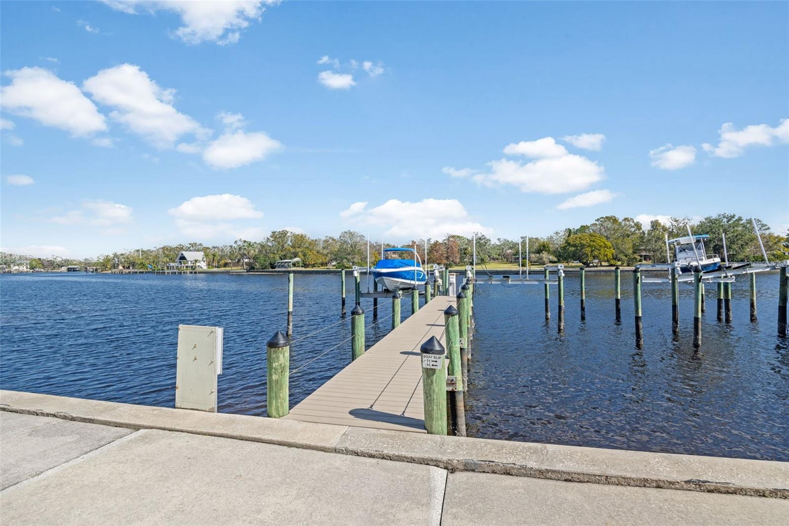 2424 W TAMPA BAY BLVD #C212, TAMPA, FL, 33607