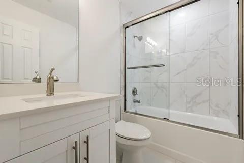 5048 CHAVES CIR, PORT CHARLOTTE, FL, 33948