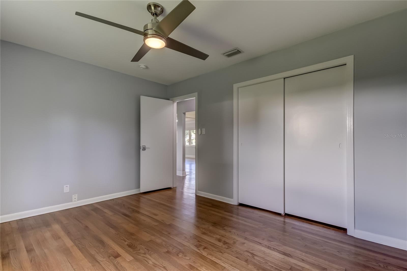 4401 N LYNN AVE, TAMPA, FL, 33603