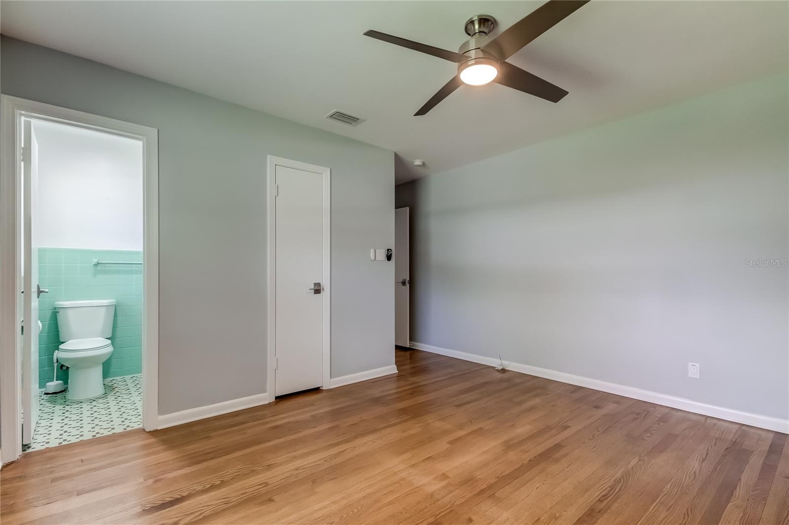 4401 N LYNN AVE, TAMPA, FL, 33603