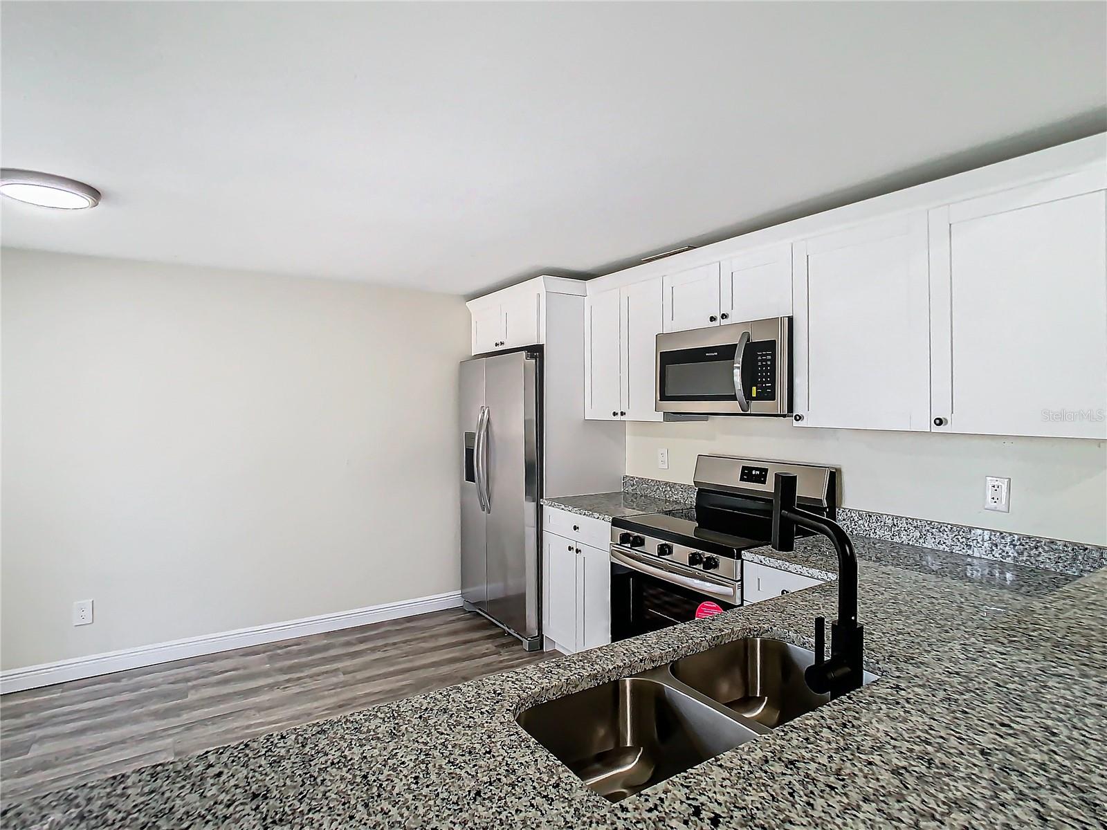 10214 TURTLE HILL CT, TAMPA, FL, 33615