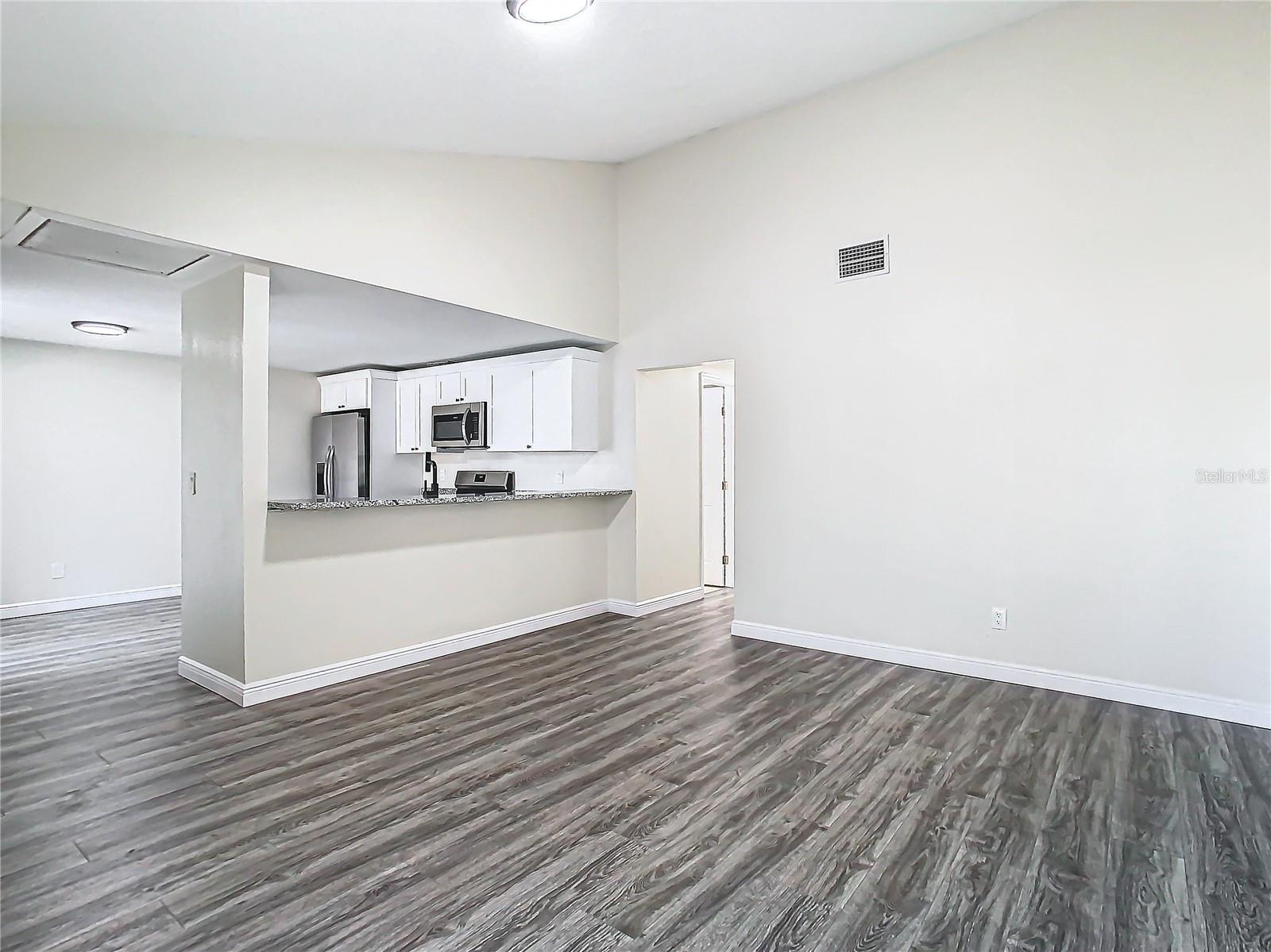 10214 TURTLE HILL CT, TAMPA, FL, 33615