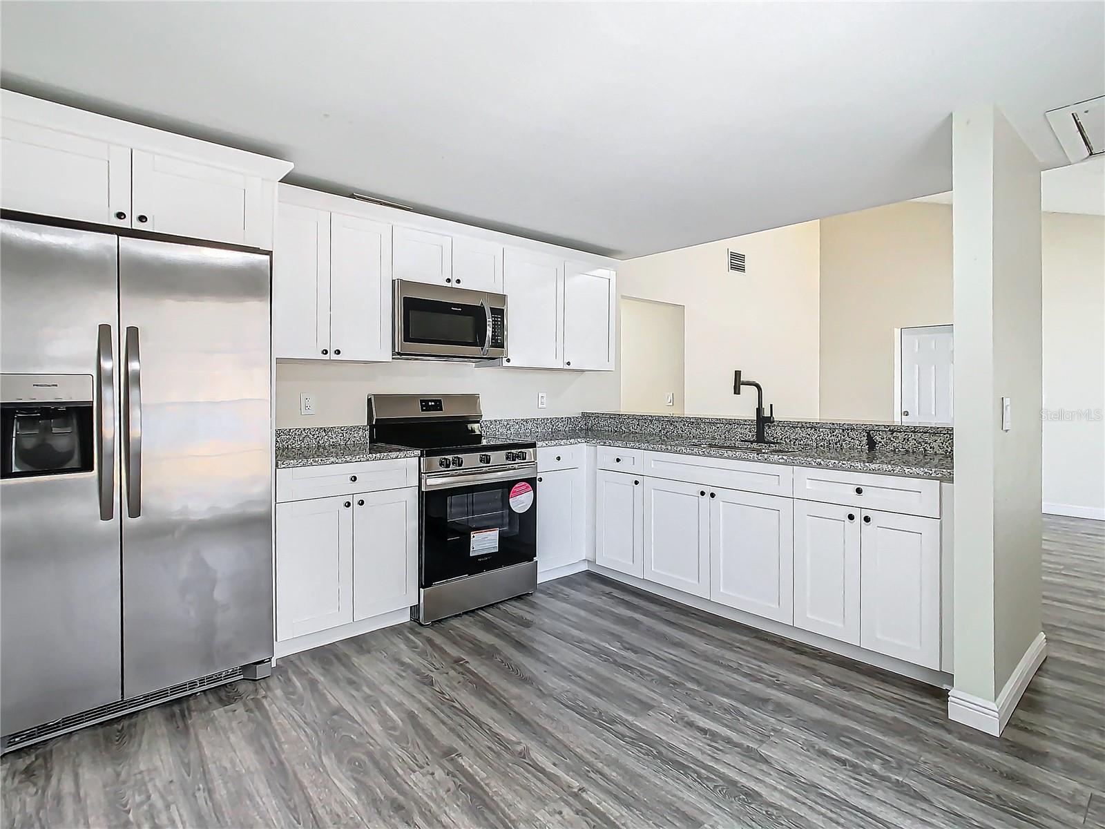 10214 TURTLE HILL CT, TAMPA, FL, 33615