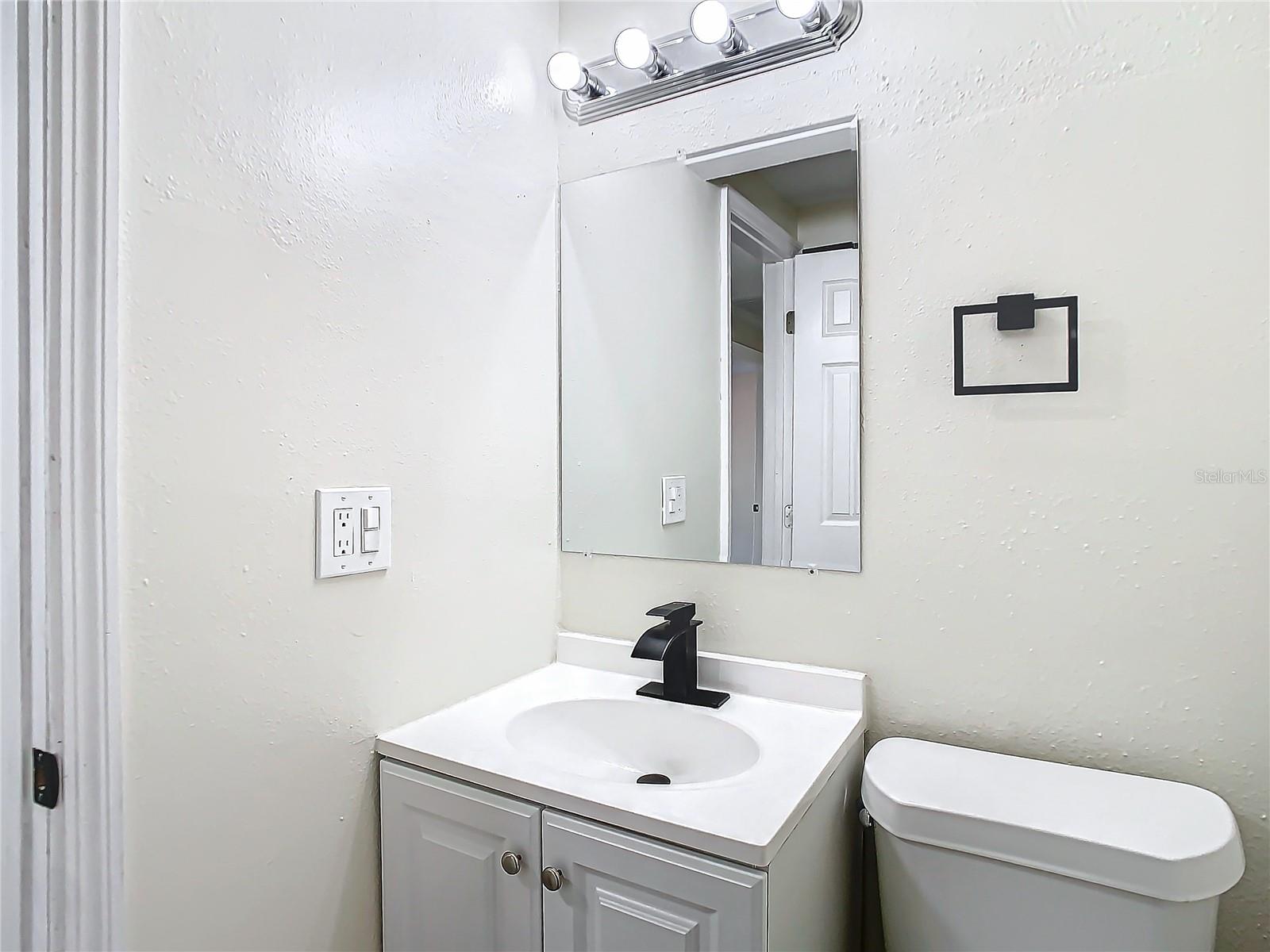 10214 TURTLE HILL CT, TAMPA, FL, 33615