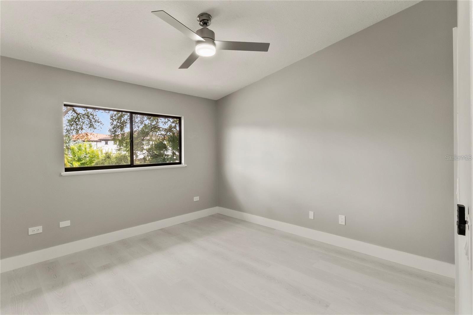 8044 SANDPOINT BLVD, ORLANDO, FL, 32819