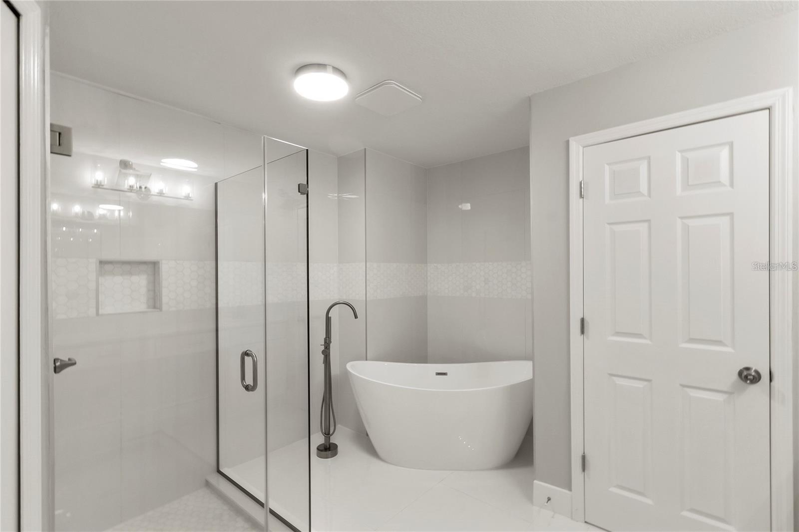 8044 SANDPOINT BLVD, ORLANDO, FL, 32819