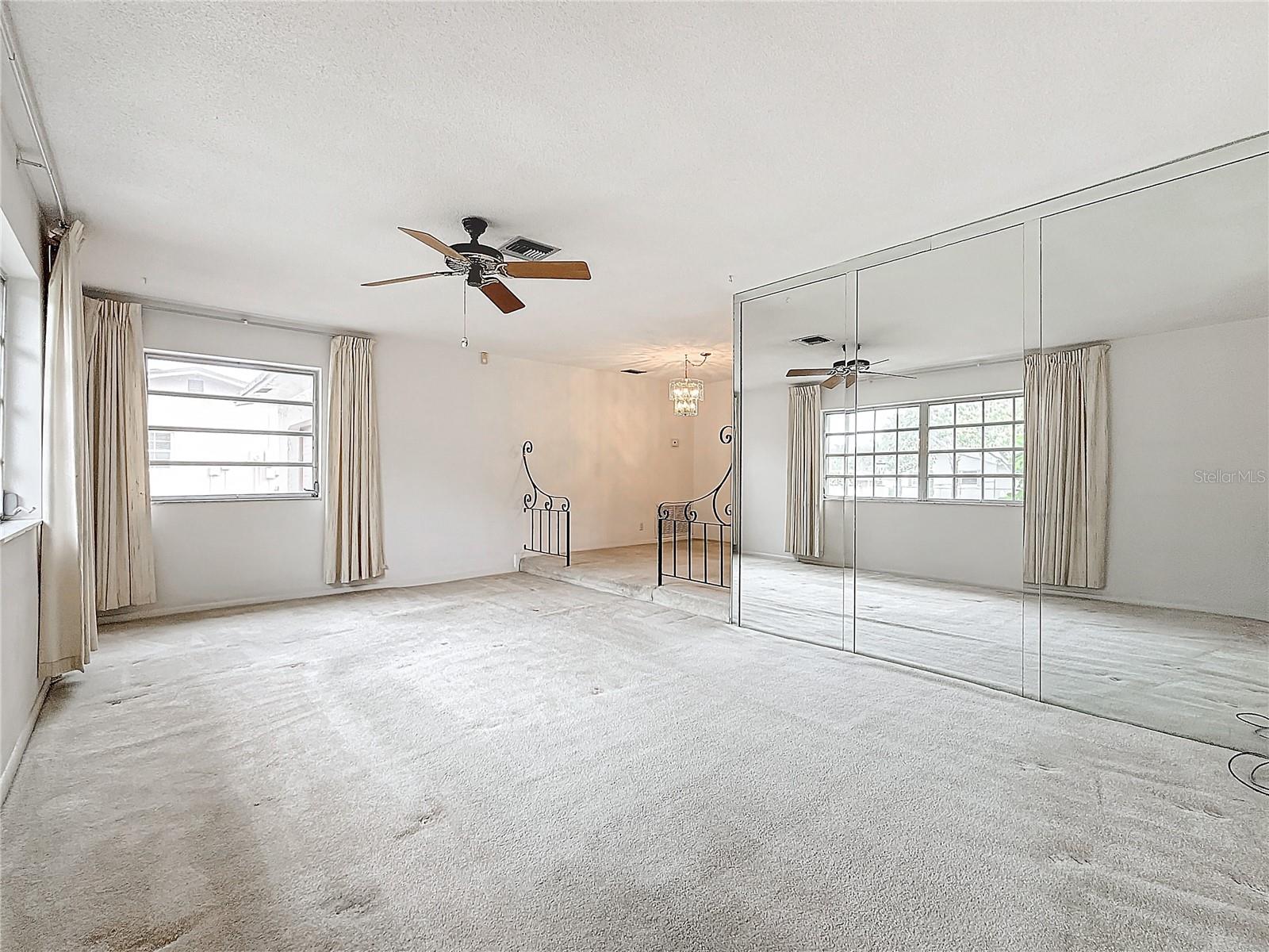 250 LAKE DR, COCONUT CREEK, FL, 33066
