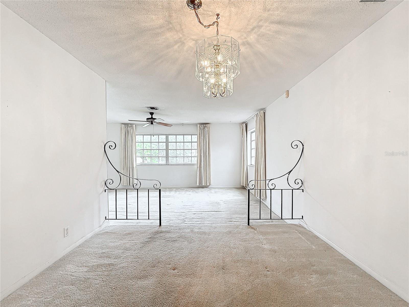 250 LAKE DR, COCONUT CREEK, FL, 33066