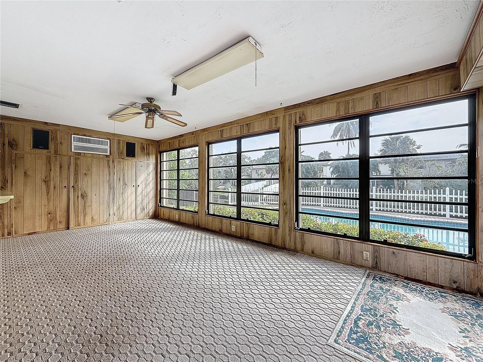 250 LAKE DR, COCONUT CREEK, FL, 33066