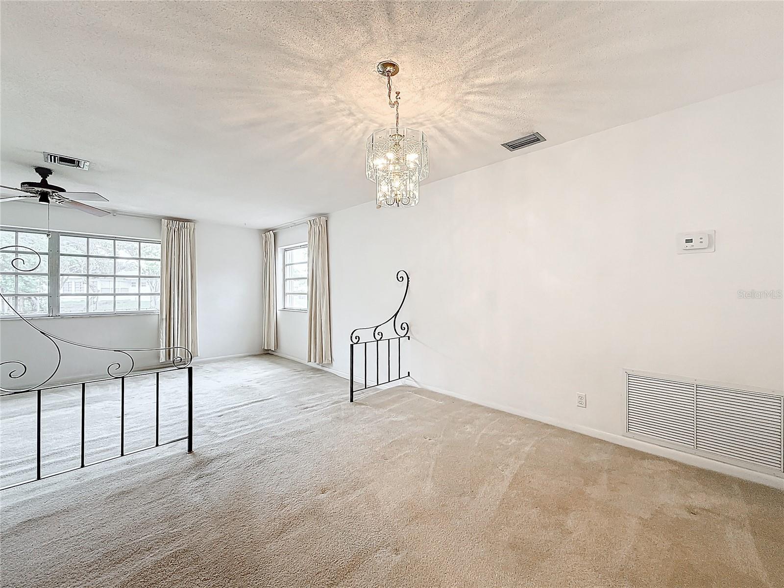 250 LAKE DR, COCONUT CREEK, FL, 33066