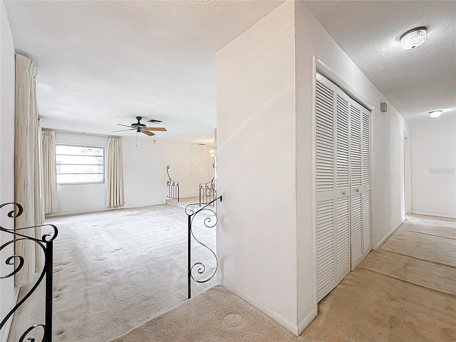 250 LAKE DR, COCONUT CREEK, FL, 33066