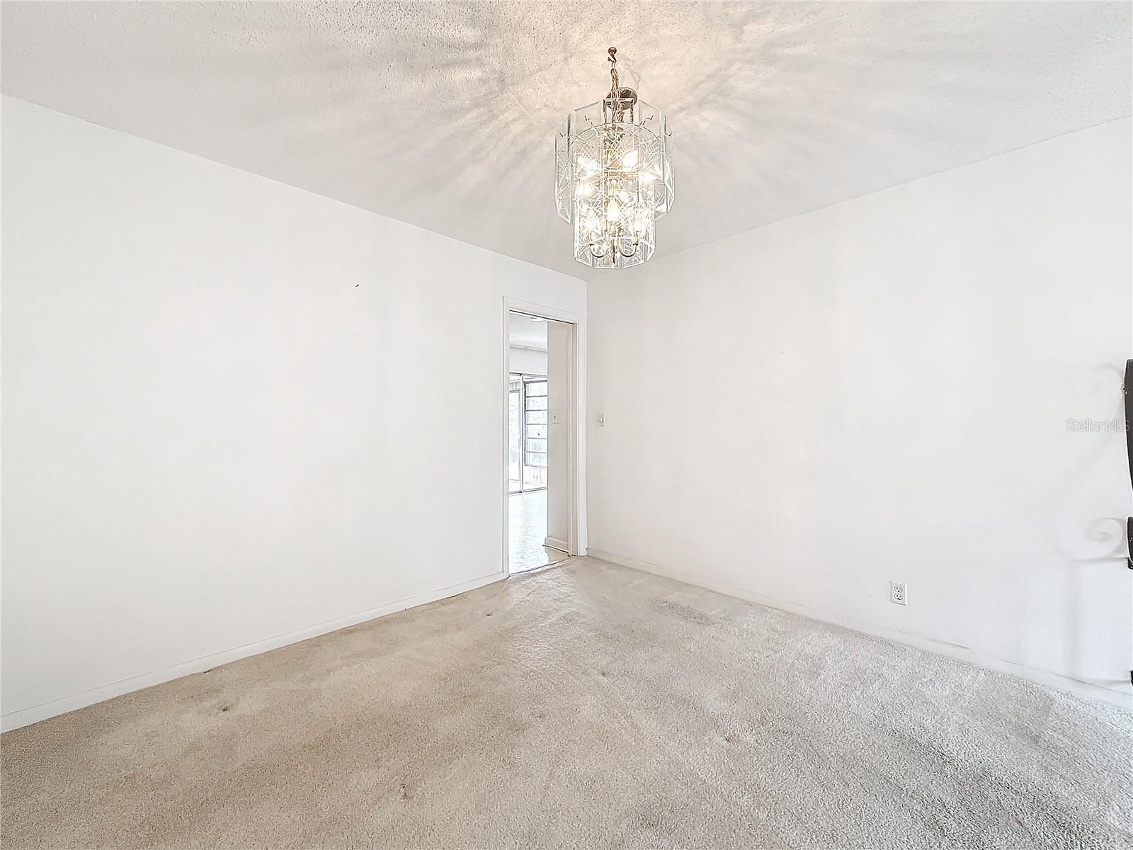 250 LAKE DR, COCONUT CREEK, FL, 33066
