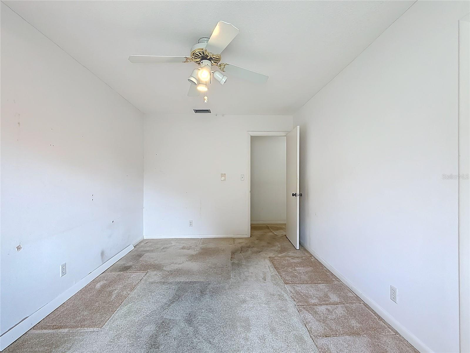 250 LAKE DR, COCONUT CREEK, FL, 33066