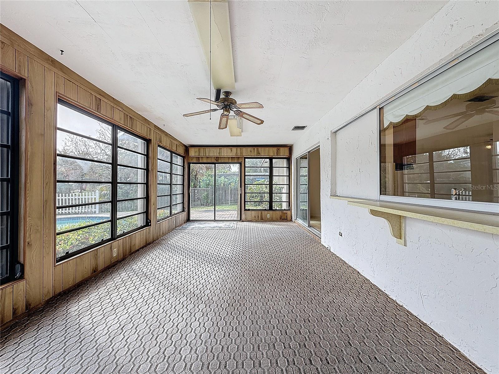 250 LAKE DR, COCONUT CREEK, FL, 33066