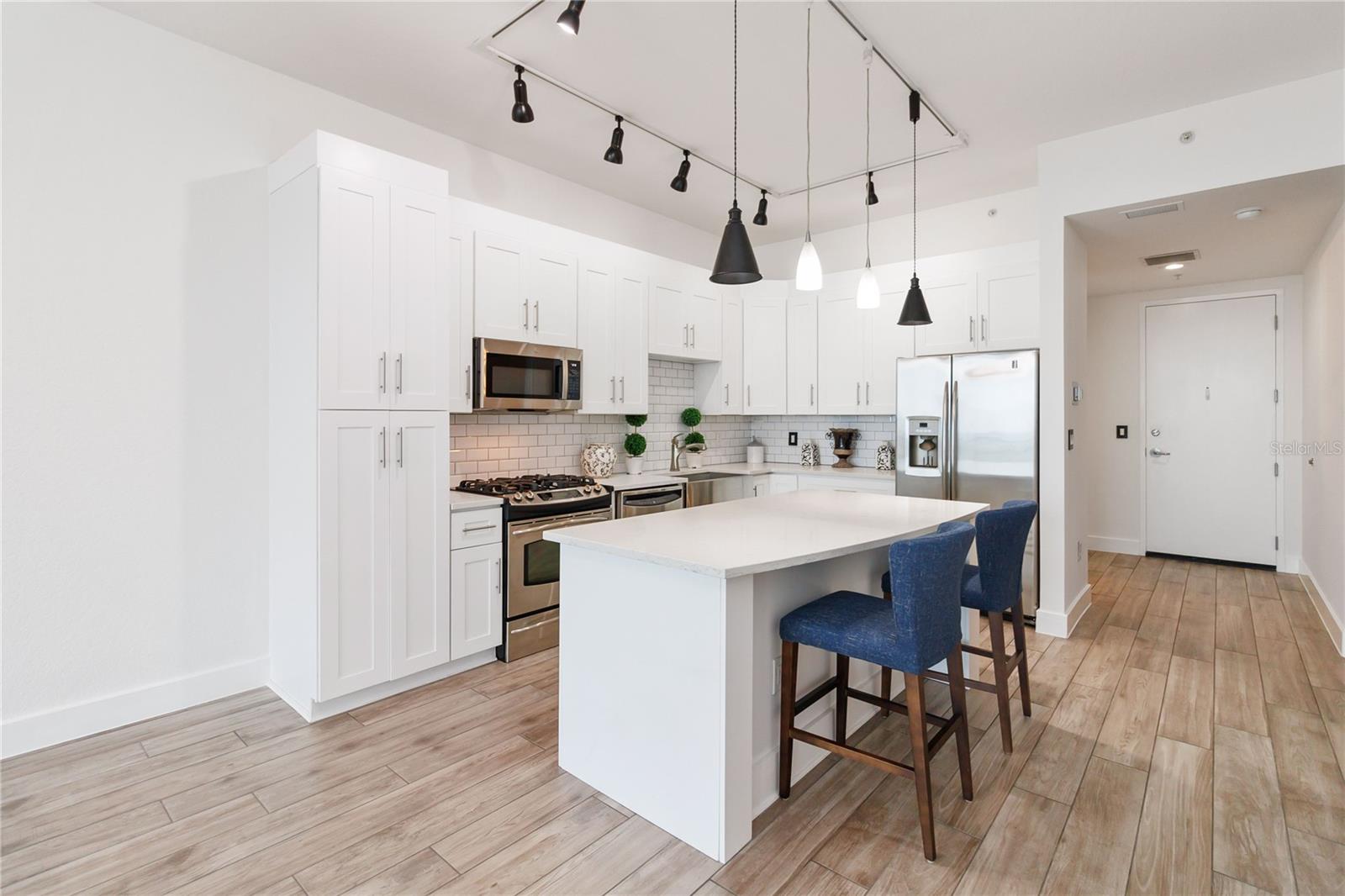 150 E ROBINSON ST #1709, ORLANDO, FL, 32801
