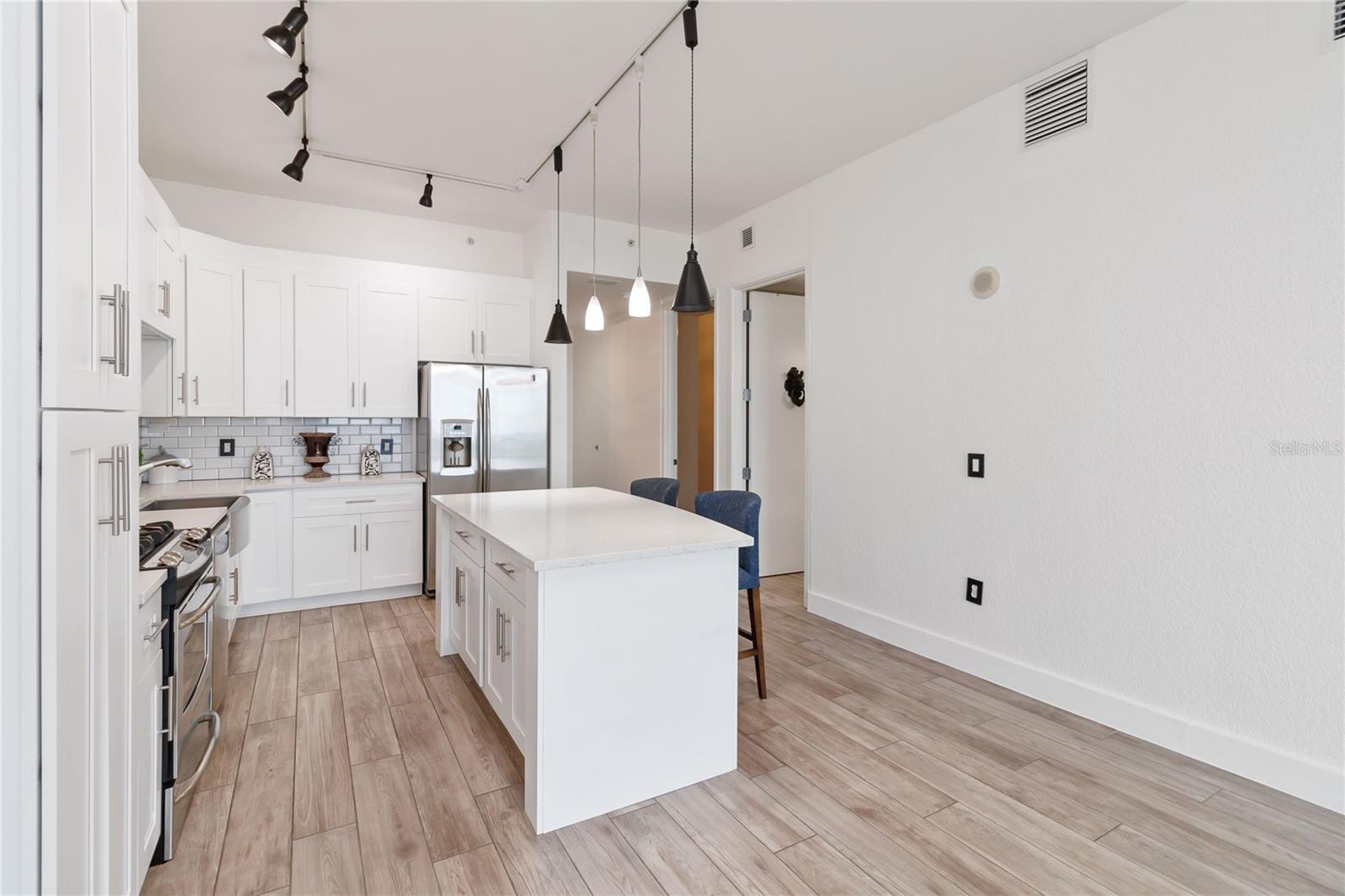 150 E ROBINSON ST #1709, ORLANDO, FL, 32801