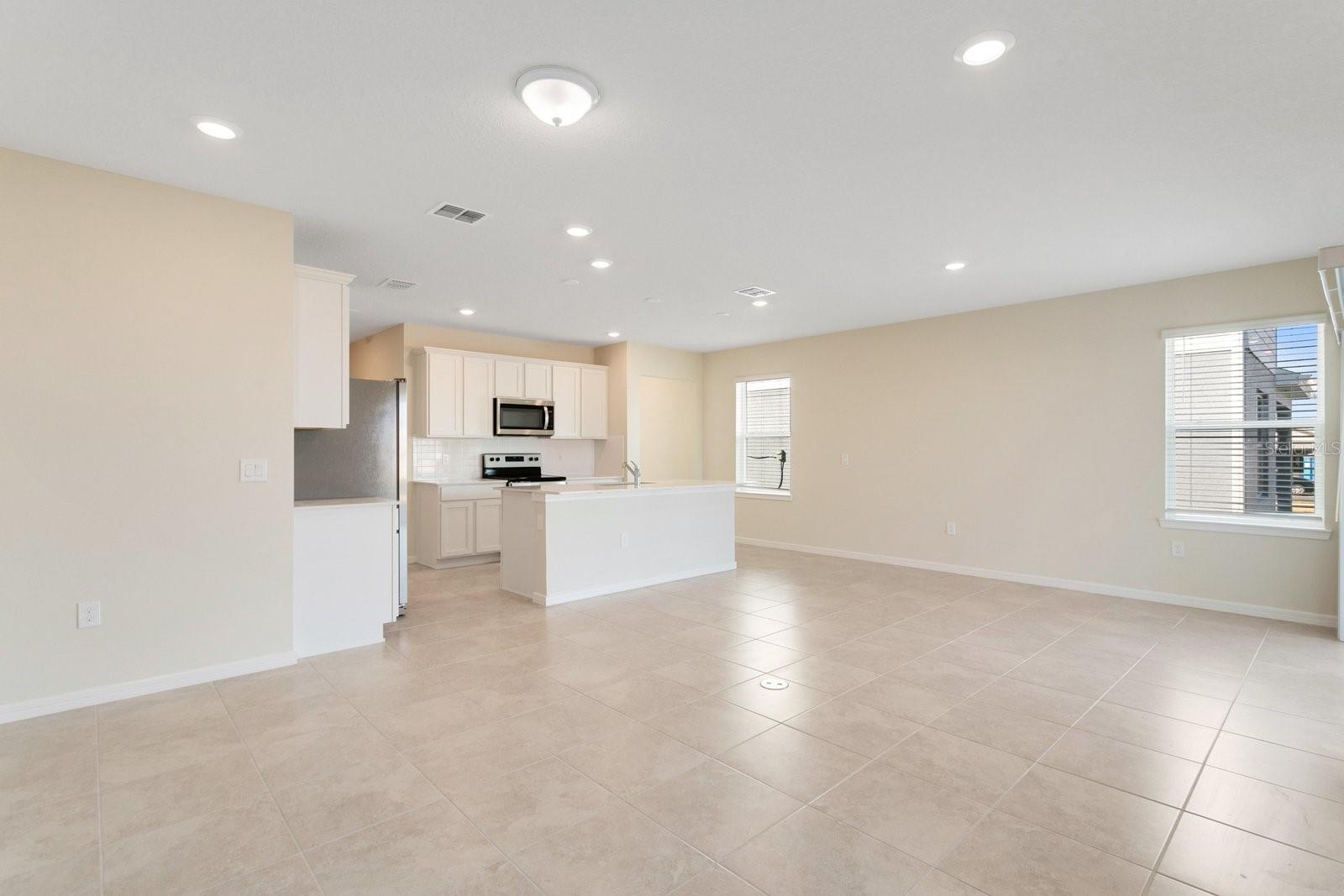 1545 DELIGHTFUL DR, DAVENPORT, FL, 33896