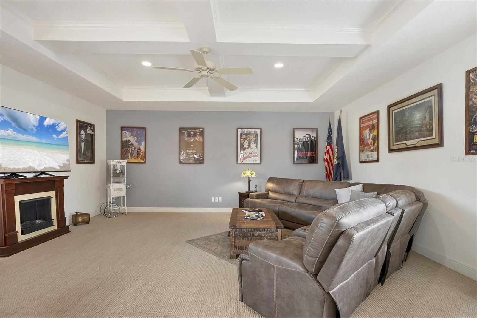 135 N CREEK LN, OSPREY, FL, 34229