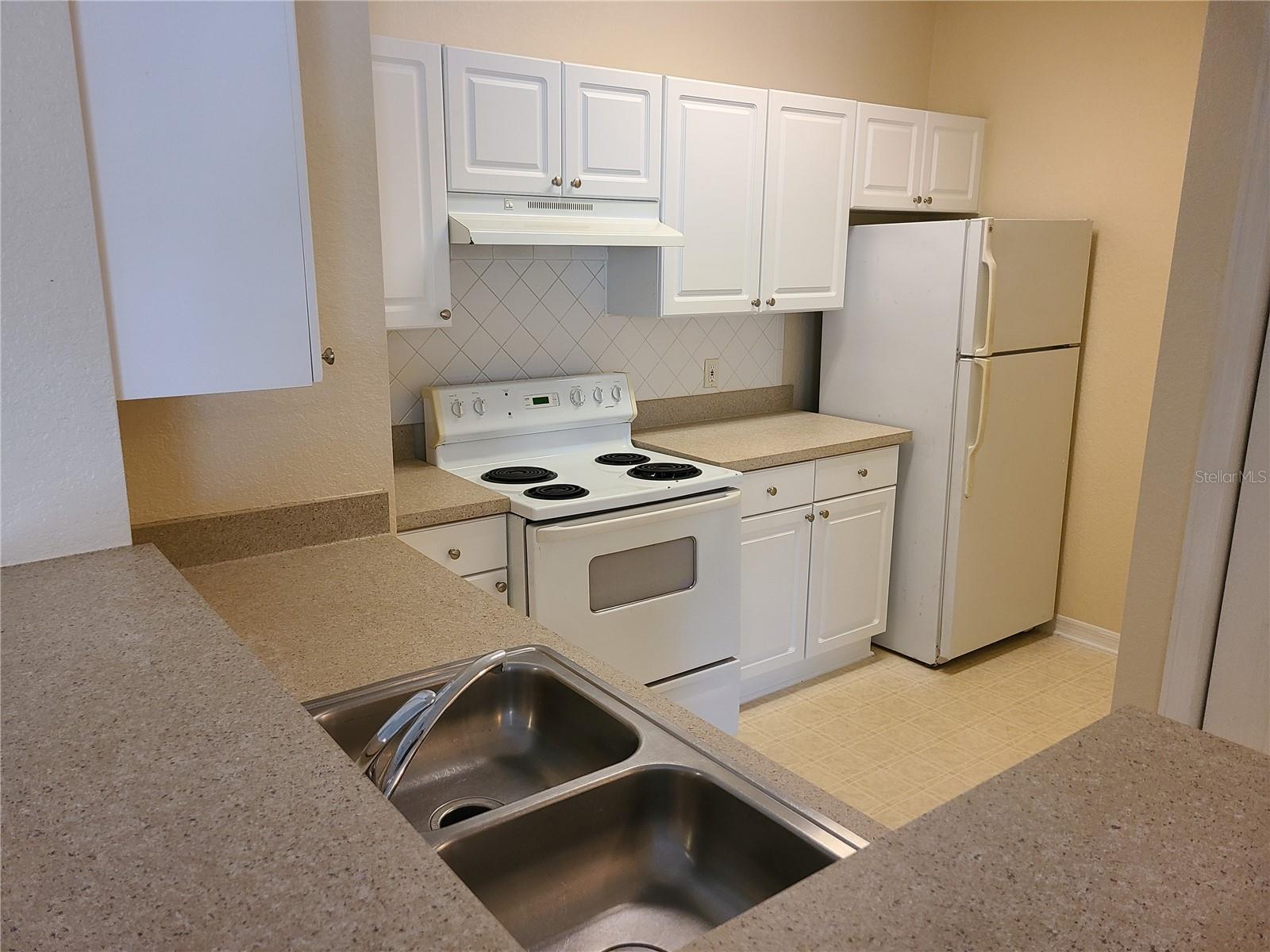 18001 RICHMOND PLACE DR #721, TAMPA, FL, 33647