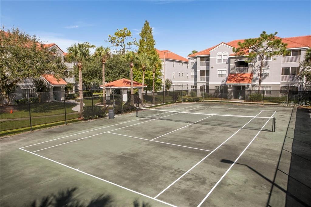 18001 RICHMOND PLACE DR #721, TAMPA, FL, 33647