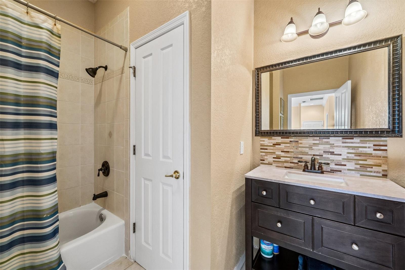 387 HALLCREST TER, PORT CHARLOTTE, FL, 33954