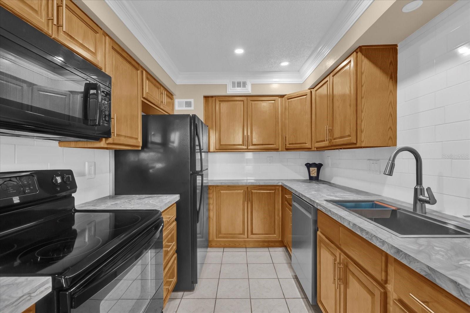 526 ORANGE DR #37, ALTAMONTE SPRINGS, FL, 32701