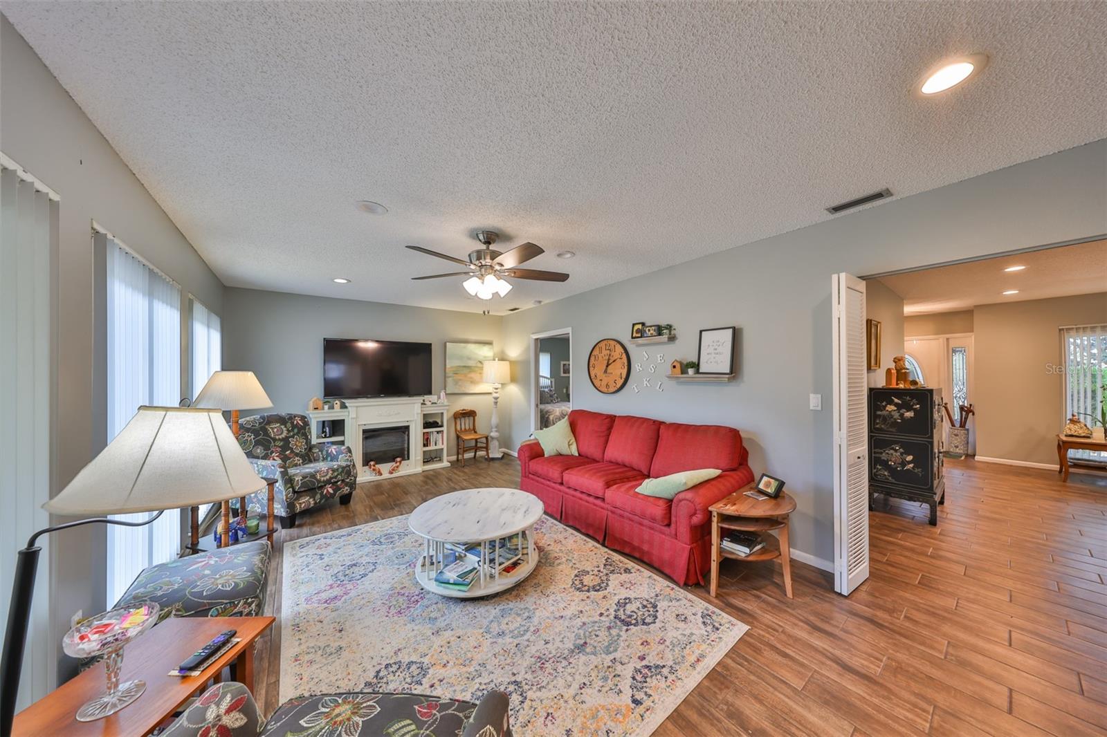 1807 PINEAPPLE PALM CT, SUN CITY CENTER, FL, 33573